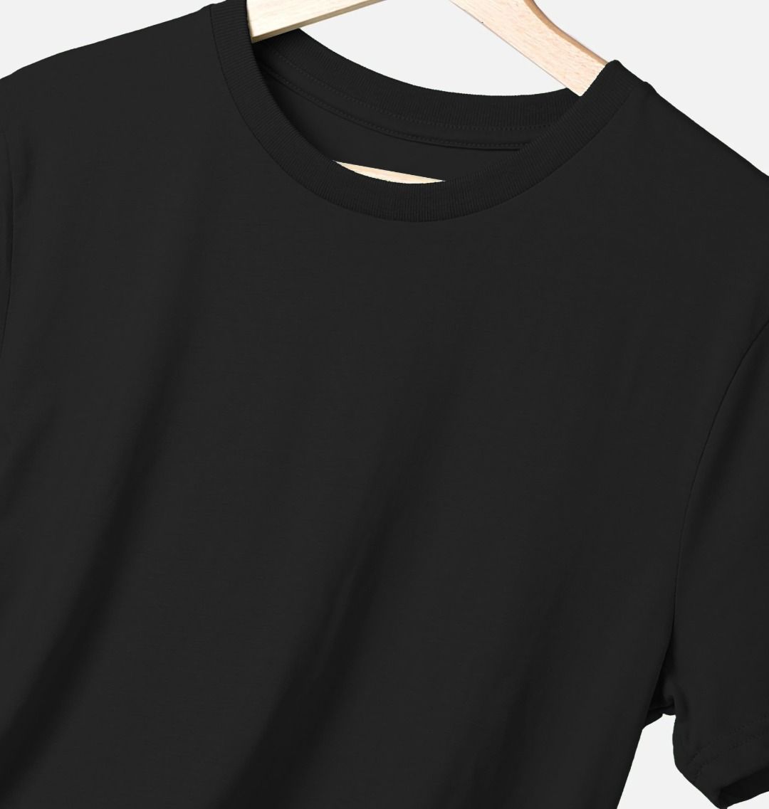 Discover the best comfy T-shirts with Seacret's super soft, organic cotton tee. Featuring a large waves print, this shirt is part of our sustainable organic men's clothing line.  perfect for ocean enthusiasts and can be remilled and recycled at the end of its life,. Seacret supports marine conservation and fights ocean marine plastic pollution. Ideal for eco-conscious ocean enthusiasts!