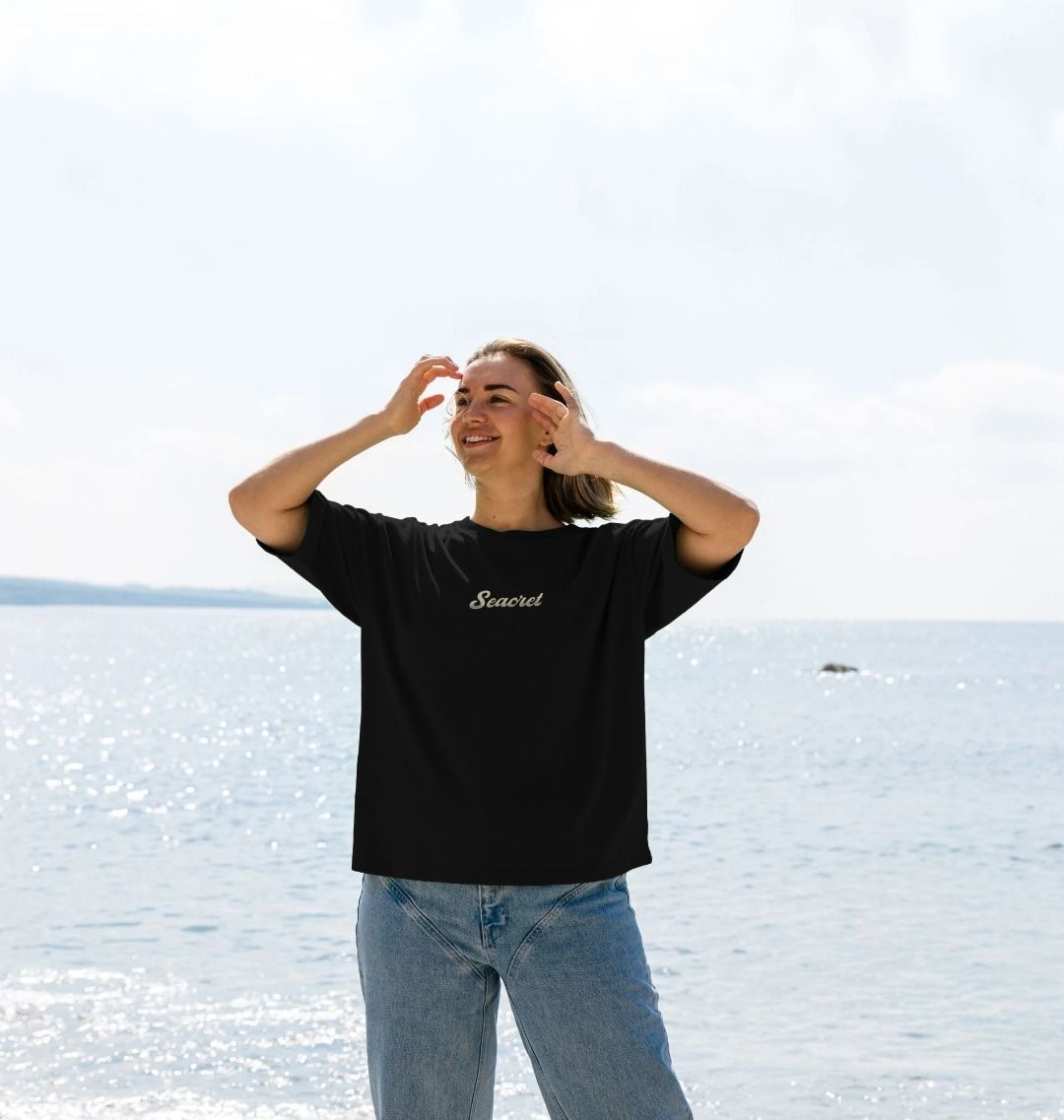 Womens Oversized Comfy T-Shirt | Humpback Whale